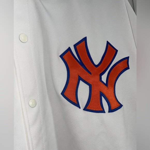 Authentic New York Knicks Pre-Game Button Up- Rare - Picture 3 of 8